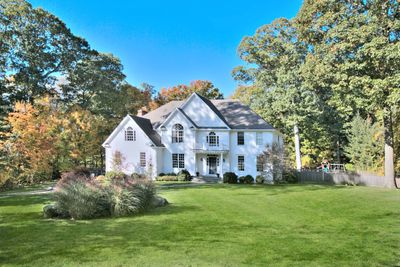 6 Side Hill Road, House other with 5 bedrooms, 3 bathrooms and 3 parking in Westport CT | Image 1