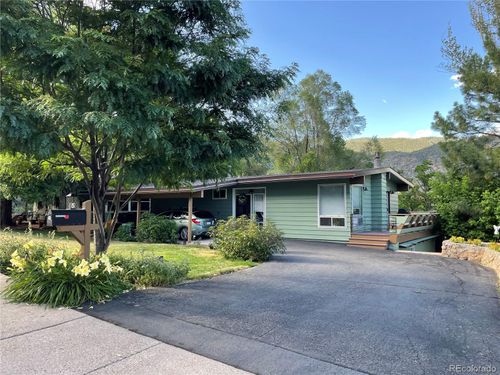 611 W 12th St, Glenwood Springs, CO, 81601-3213 | Card Image