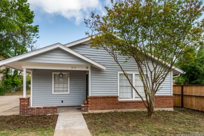 810 E Euclid Ave, House other with 4 bedrooms, 2 bathrooms and null parking in San Antonio TX | Image 1