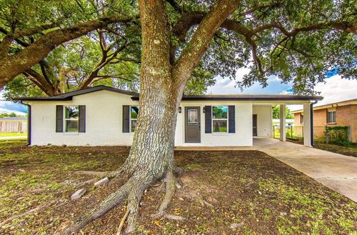 230 Tudor St, Houma, LA, 70364-1339 | Card Image