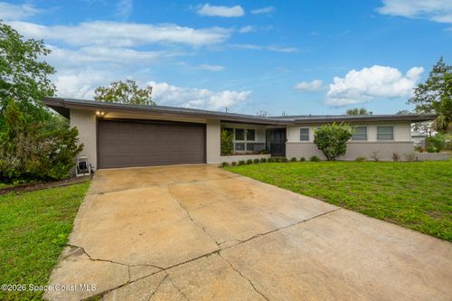 815 Glade Rd, Titusville, FL, 32780-6484 | Card Image