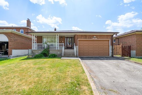 17 Altair Ave, Scarborough, ON, M1W2R1 | Card Image