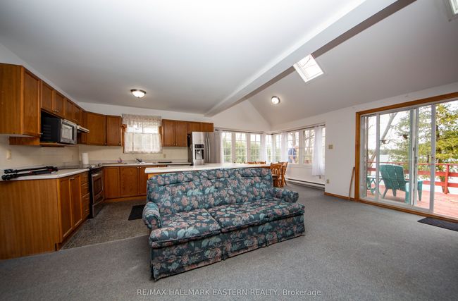 1682 Poplar Point Rd S, House other with 3 bedrooms, 1 bathrooms and 2 parking in Selwyn ON | Image 8