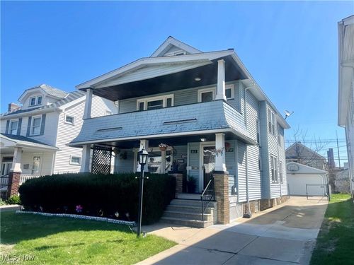 2117 Waterbury Rd, Lakewood, OH, 44107-6223 | Card Image