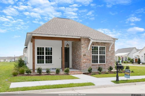 204 Fosters Way, Thibodaux, LA, 70301 | Card Image