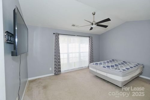 1542 Rumstone Ln, Charlotte, NC, 28262-4218 | Card Image