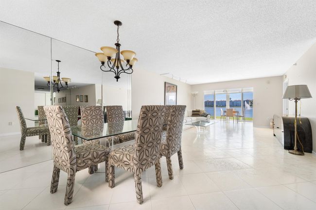 APT-105 - 14112 Huntington Pointe Dr, Condo with 2 bedrooms, 2 bathrooms and null parking in Delray Beach FL | Image 4