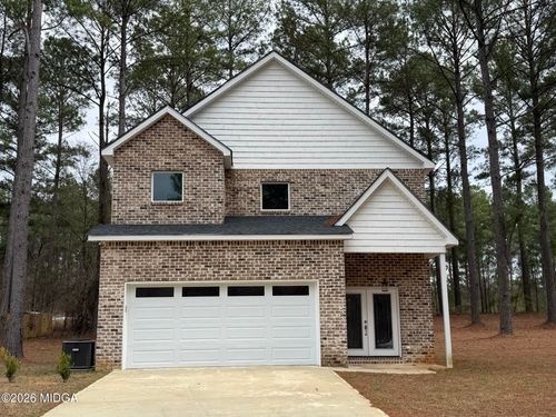 238 Wood Oak Cir, Cochran, GA, 31014-8252 | Card Image
