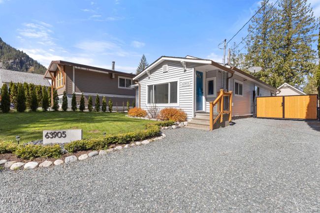 63905 Old Yale Road, House other with 3 bedrooms, 2 bathrooms and 3 parking in Hope BC | Image 24