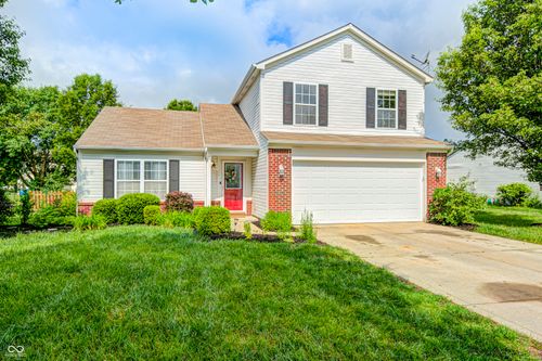852 Yellowwood Dr, Greenwood, IN, 46143-8098 | Card Image