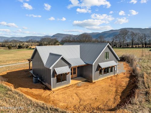 20136 Old State Highway 28, Pikeville, TN, 37367-3215 | Card Image