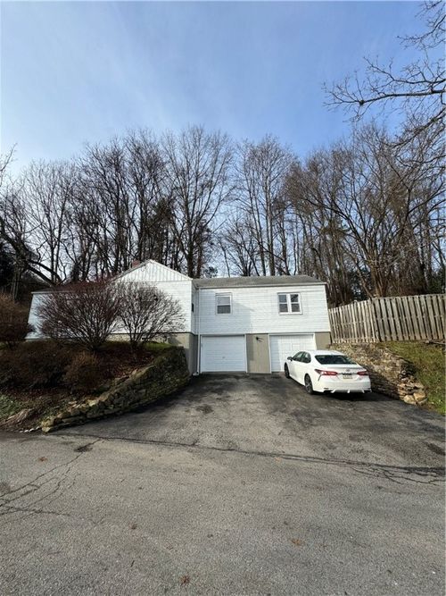 752 Eastview Ave., City of Greensburg, PA, 15401 | Card Image