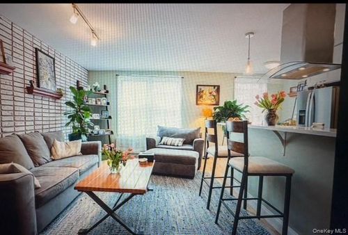 5g-68 68-15 Selfridge Street, New York, NY, 11414 | Card Image