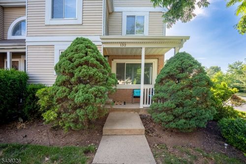 132 Longacre Ct, Hillsborough, NJ, 08844-1441 | Card Image
