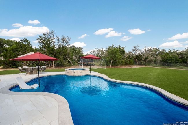 215 Madrone Trl, House other with 6 bedrooms, 6 bathrooms and null parking in Boerne TX | Image 44