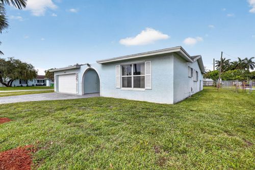 2205 Nw 72nd Ave, SUNRISE, FL, 33313-3846 | Card Image