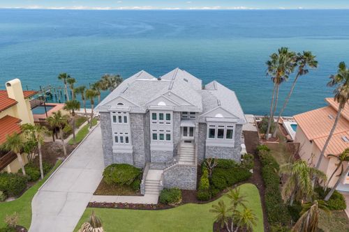 709 Key Royale Dr, HOLMES BEACH, FL, 34217-1231 | Card Image