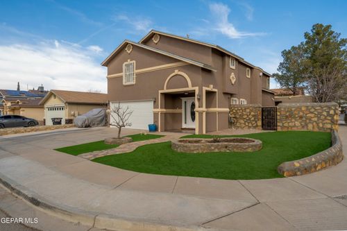 13745 Paseo Del Mar Dr, El Paso, TX, 79928-8413 | Card Image