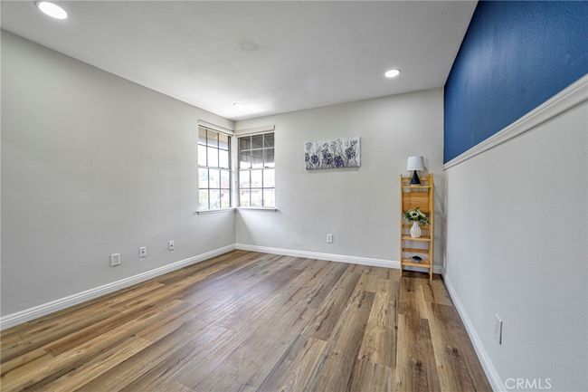 APT-10 - 20851 Community St, Townhouse with 3 bedrooms, 3 bathrooms and 2 parking in Winnetka CA | Image 16