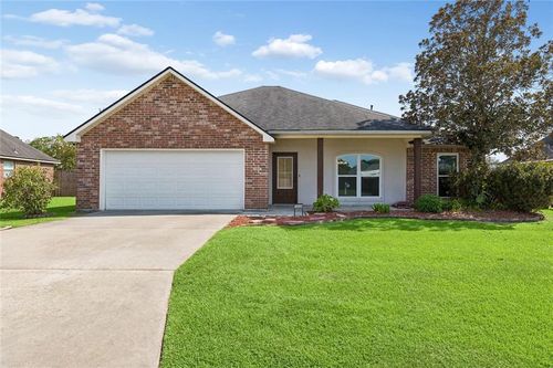 12426 Havenwood Dr, Denham Springs, LA, 70726-6540 | Card Image