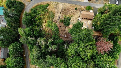 301 E Soundview Dr, Shelton, WA, 98584-7349 | Card Image