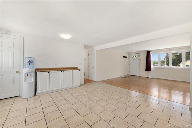115 Mohawk Drive Ext, House other with 3 bedrooms, 2 bathrooms and 2 parking in West Haven CT | Image 8