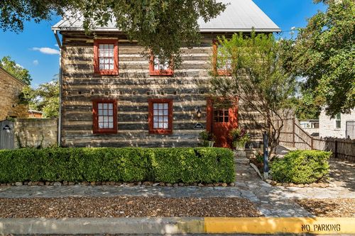 b-104 E Austin St, Fredericksburg, TX, 78624-4208 | Card Image
