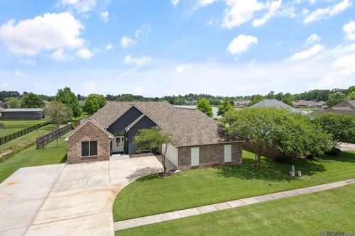 32846 Briaroak Dr, Walker, LA, 70785-5745 | Card Image