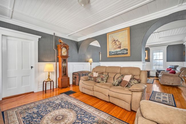959 Presidential Hwy, House other with 8 bedrooms, 8 bathrooms and null parking in Jefferson NH | Image 40