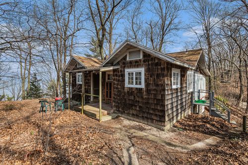 12850 Marshall Ln, Sawyer, MI, 49125-8306 | Card Image