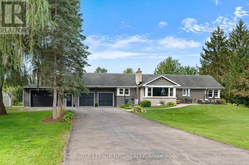4319 Niagara River Parkway, Fort Erie (Black Creek), ON, L2A3H2 | Card Image