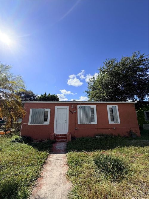 1936 Nw 71st St, Miami, FL, 33147-6337 | Card Image
