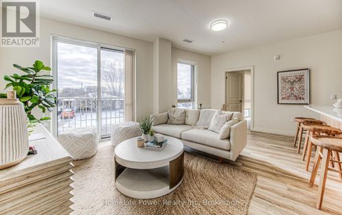 405-301 Westmount Road, Kitchener, ON, N2M5M9 | Card Image