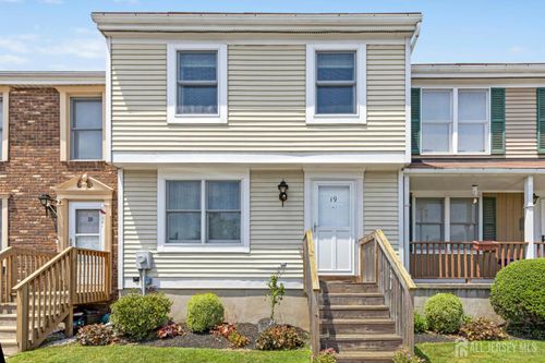 c0019-675 Bound Brook Rd, Dunellen, NJ, 08812-1068 | Card Image