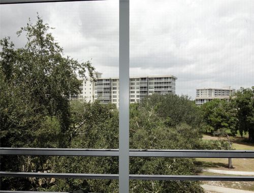 apt-508-545 Oaks Ln, Pompano Beach, FL, 33069-3721 | Card Image