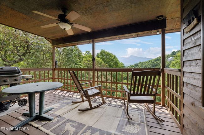 860 Heiden Dr, House other with 2 bedrooms, 2 bathrooms and null parking in Gatlinburg TN | Image 27