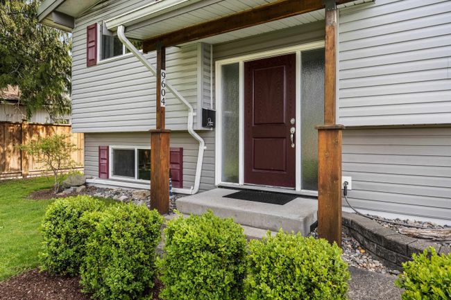 9604 Johnson Street, House other with 4 bedrooms, 2 bathrooms and null parking in Chilliwack BC | Image 5