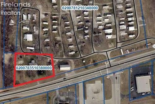 2817 E Harbor Rd, Port Clinton, OH, 43452-2610 | Card Image