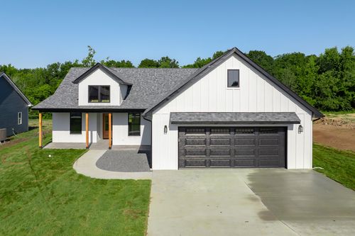 10879 Country Ln, HOLTS SUMMIT, MO, 65043 | Card Image