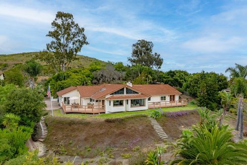 246 Vereda Pradera, Goleta, CA, 93117-5331 | Card Image