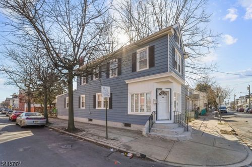 102 Randall Ave, Trenton, NJ, 08611-3106 | Card Image