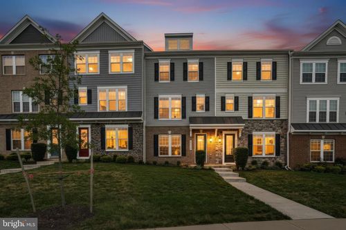 6310 Berkley Bridge Pl, HAYMARKET, VA, 20169-3330 | Card Image