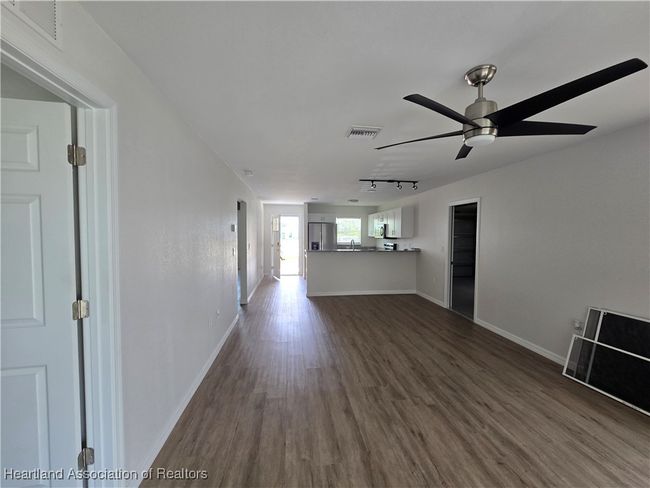 7019 San Bruno Dr, Home with 2 bedrooms, 2 bathrooms and null parking in Sebring FL | Image 9