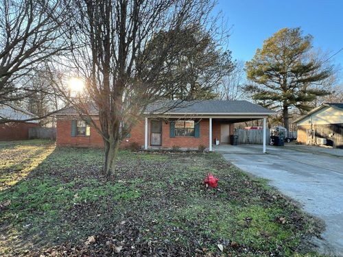 326 Robin Ln, Walnut Ridge, AR, 72476-2105 | Card Image