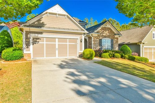 6468 Lantern Rdg, Hoschton, GA, 30548-8245 | Card Image