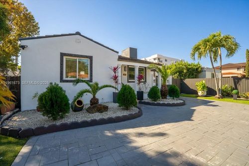 2400 Sw 21st Ter, Miami, FL, 33145-3408 | Card Image