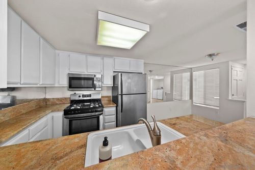 270-440 Ribbon Beach Way, Oceanside, CA, 92058 | Card Image