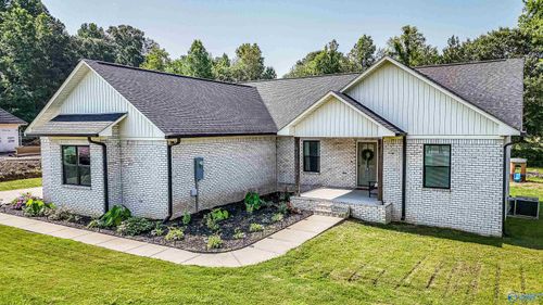 619 Crestman Dr Sw, Arab, AL, 35016-6701 | Card Image
