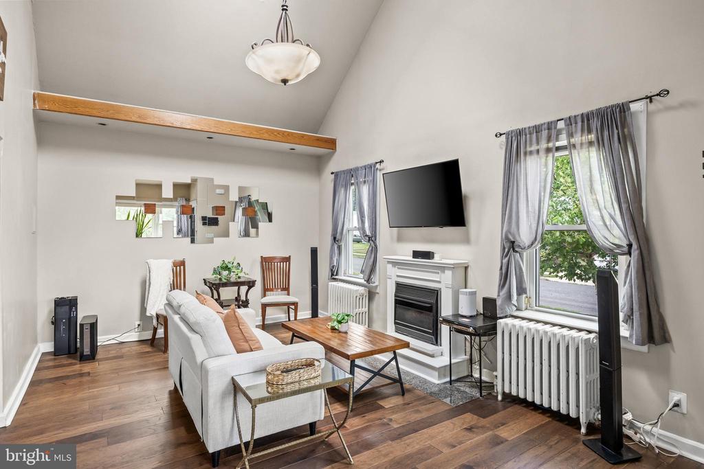 Residential in CHERRY HILL 2