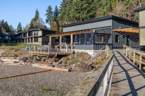 213-4305 Shingle Spit Rd, Hornby Island, BC, V0R1Z0 | Card Image